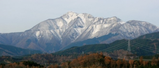 伊吹山